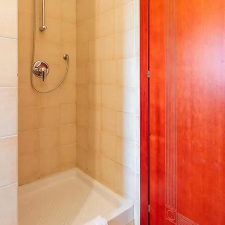 Airin House With Garden, Center Southsardiniaholidays *