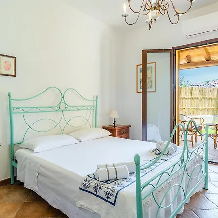 Airin House With Garden, Center Southsardiniaholidays * Villasimius